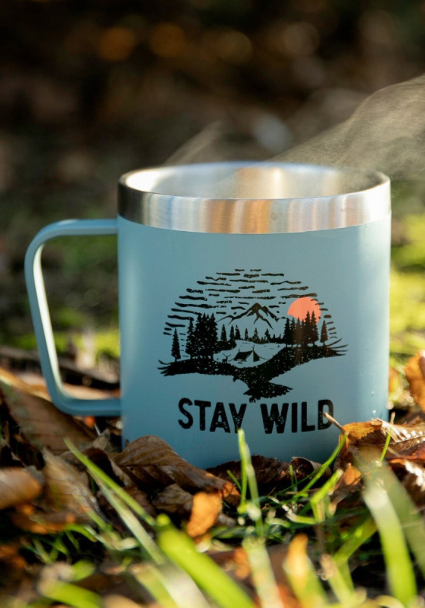 mug-beaver-bleu-stay-wild-forêt-camping